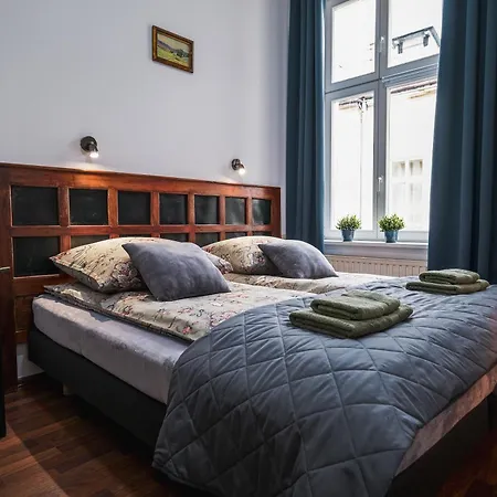 Апартаменты Old Town Plac Szczepanski Premium *