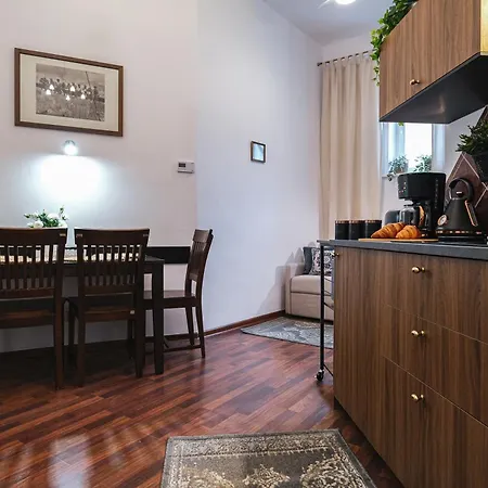 Old Town Plac Szczepanski Premium Krakau